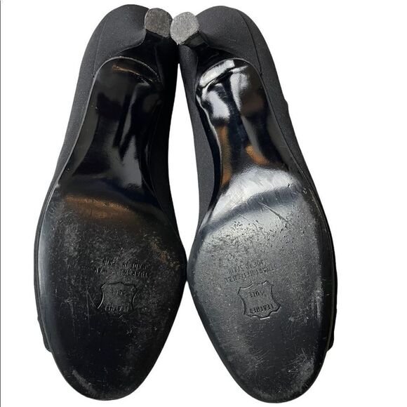 Black Stuart Weitzman Peep Toe Pump w/Crystal Embellishments Great Condition - Picture 13 of 15